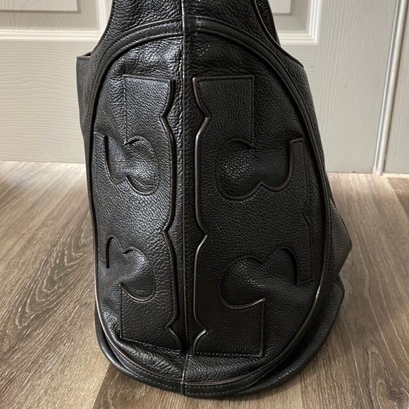 Tory Burch Handbags - EUC Tory Burch Purse All T Hobo